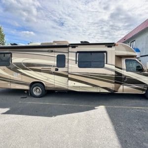 2015 PHOENIX CRUISER M2910T